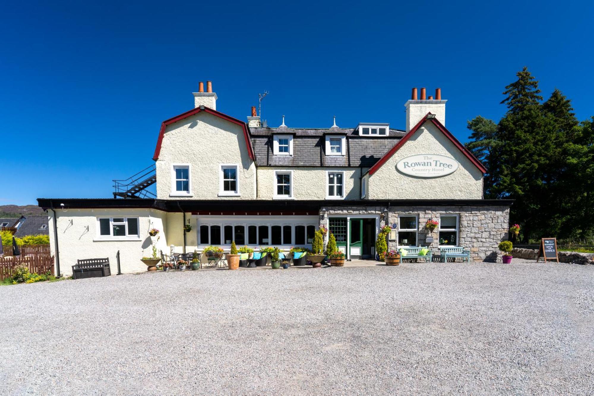 The Rowan Tree Country Hotel Aviemore Exterior photo
